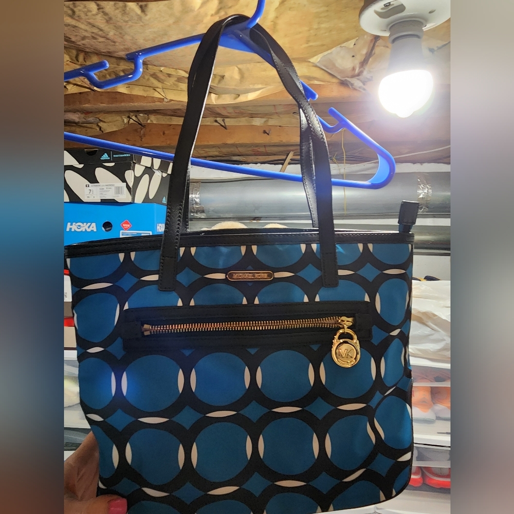 Michael Kors purse